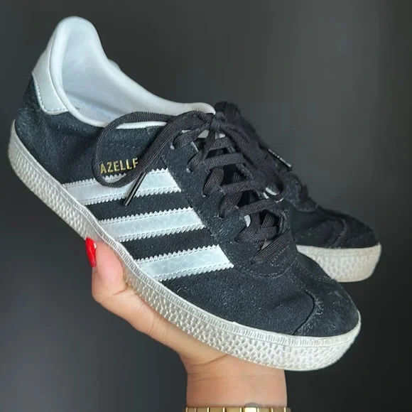 adidas gazelle size 3